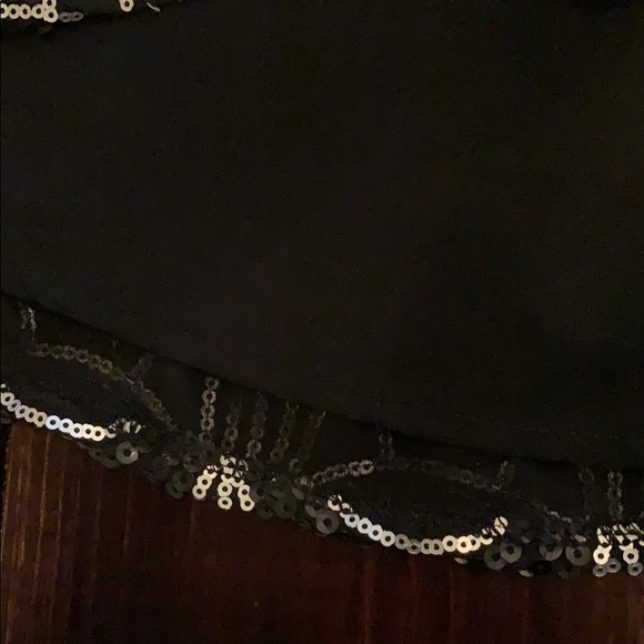 Cremieux sequined v-neck Top - Picture 7 of 8